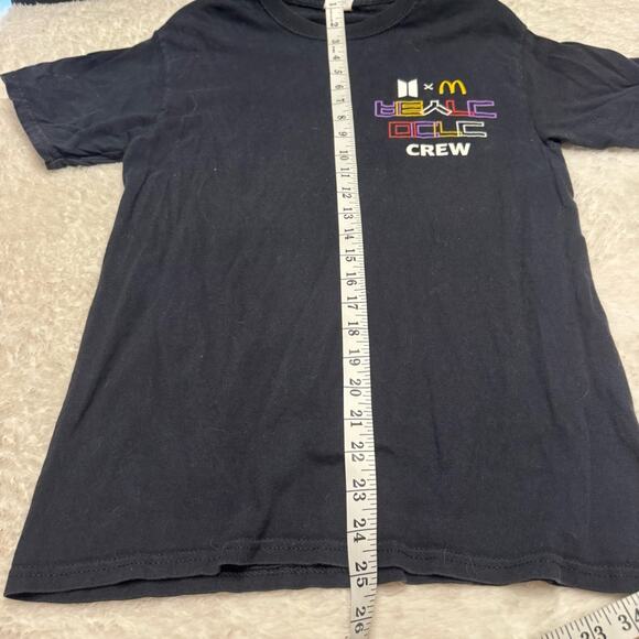 McDonald’s x BTS Port Authority Men’s Crew Logo Short Sleeve T Shirt Size S - Picture 3 of 6